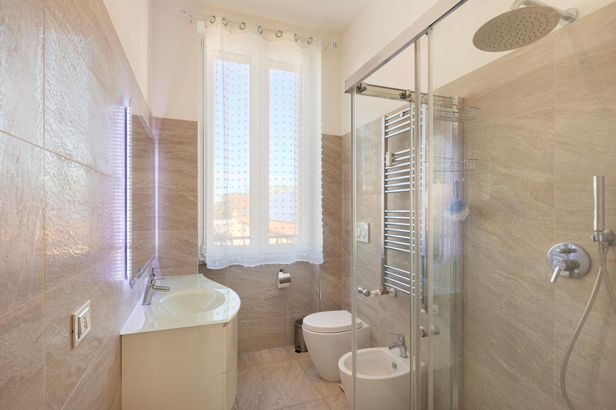 Appartement Flat 50m Station! *