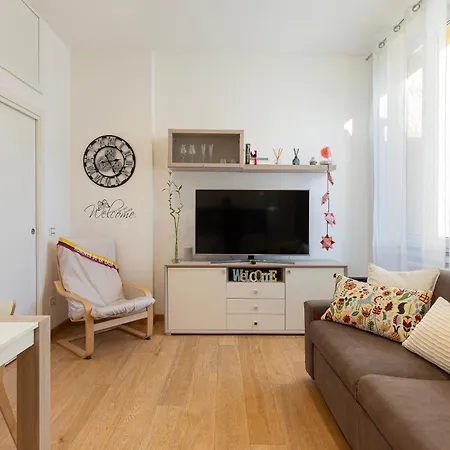 Nice Flat Milan 50M Station! Exterior photo